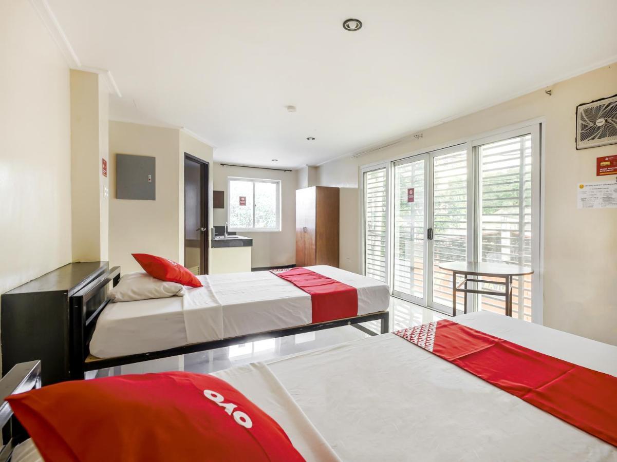 Oyo 842 City Smiles Apartelle San Juan  Екстер'єр фото