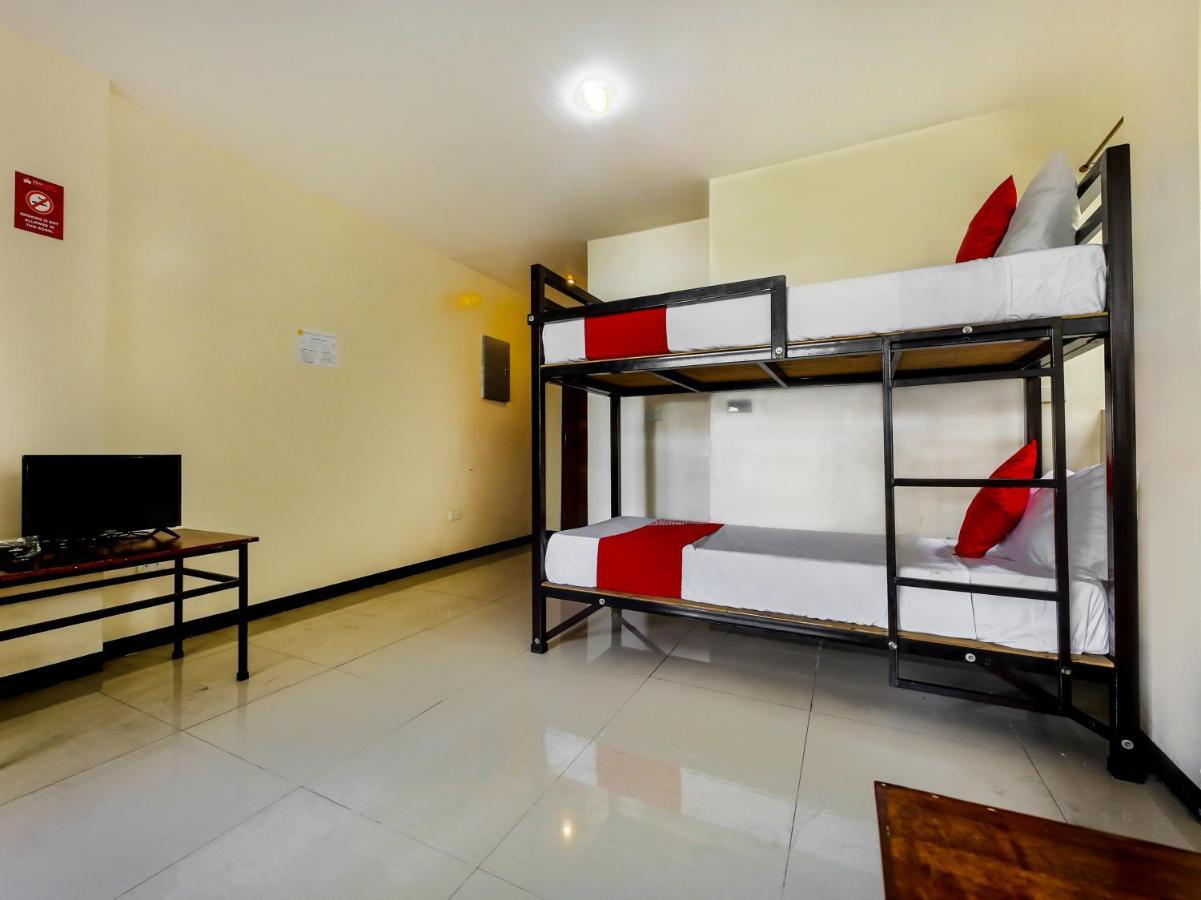 Oyo 842 City Smiles Apartelle San Juan  Екстер'єр фото