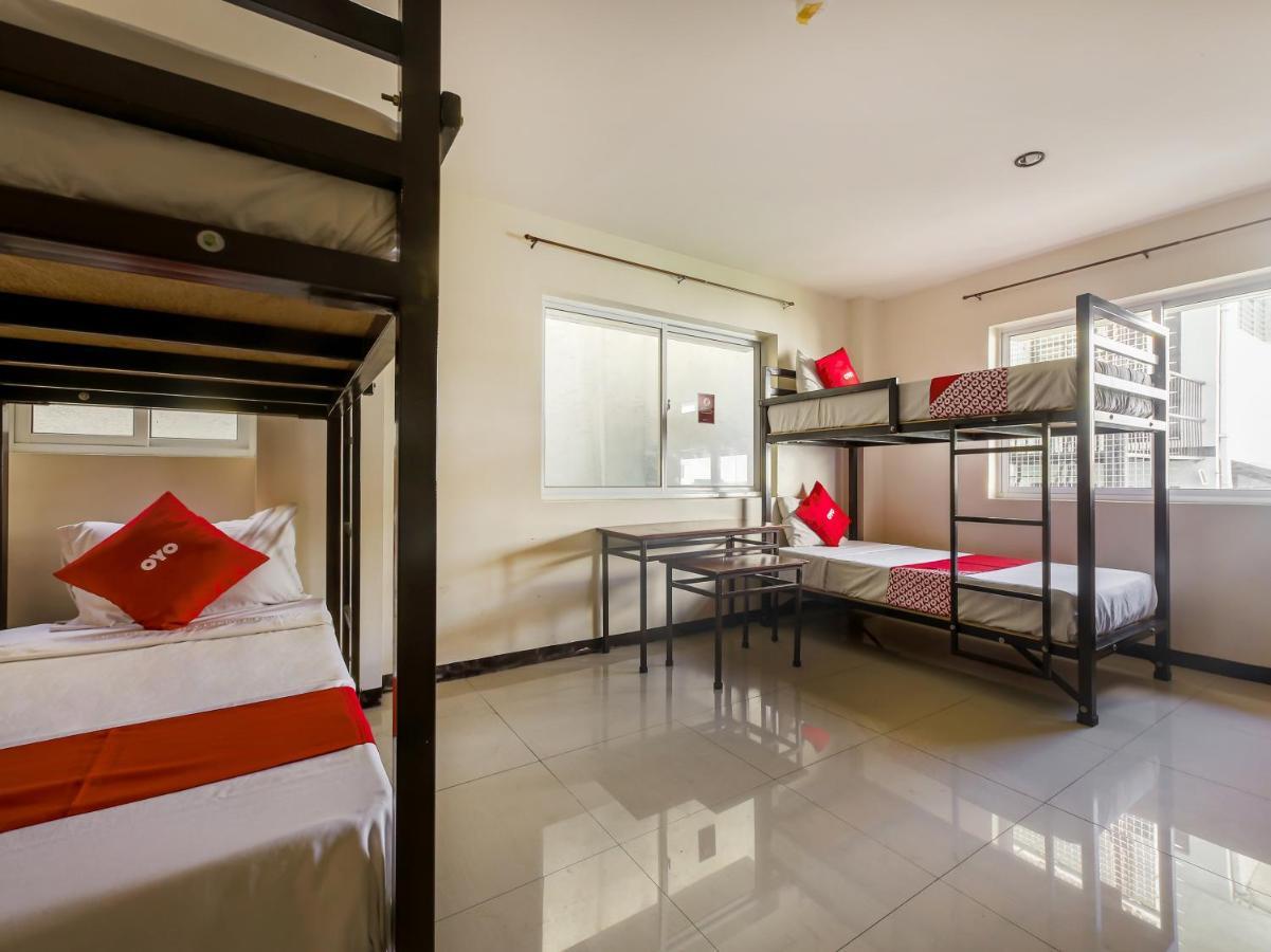 Oyo 842 City Smiles Apartelle San Juan  Екстер'єр фото